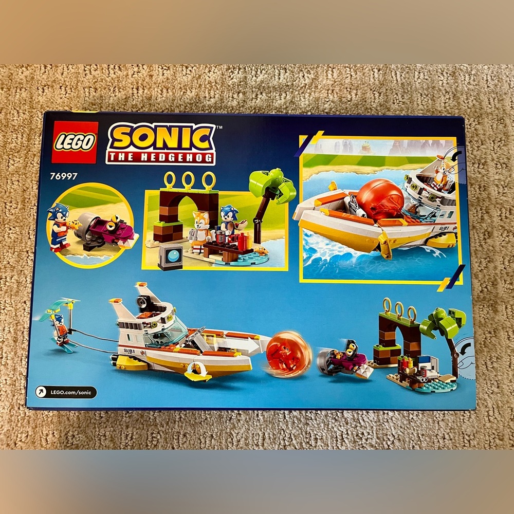 LEGO Sonic the Hedgehog Tails' Adventure Boat 76997 NEW & SEALED 393 Pieces - Picture 2 of 3